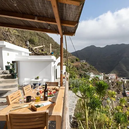 Holiday home #1 Cave House Anaga, Unique Stay, Mountains And Private Sauna, Los Pinos