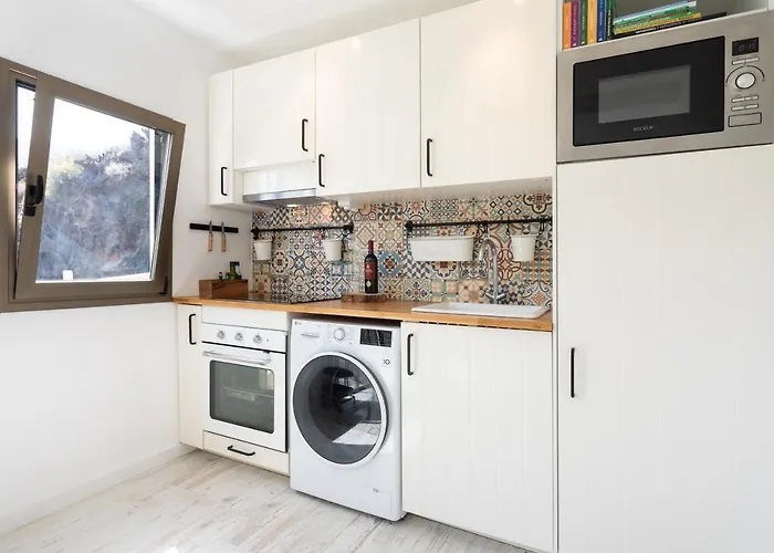 Hébergement de vacances #1 Cave House Anaga, Unique Stay, Mountains&private Sauna,