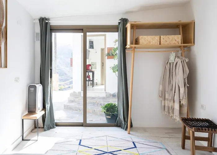 #1 Cave House Anaga, Unique Stay, Mountains And Private Sauna, Vakantiehuis Los Pinos