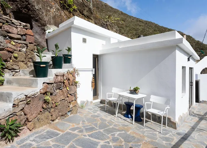 Vakantiehuis #1 Cave House Anaga, Unique Stay, Mountains And Private Sauna, Los Pinos